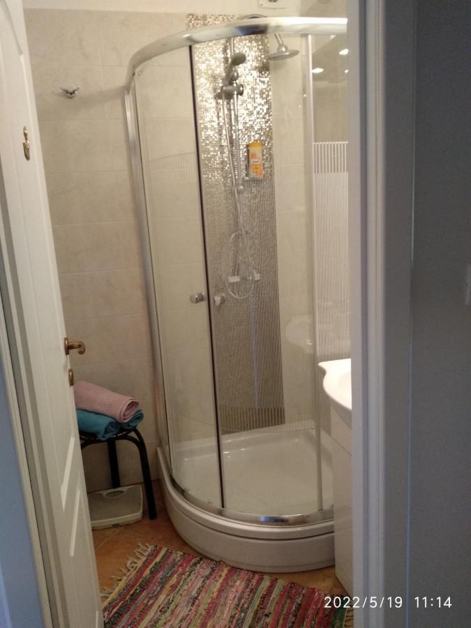 Studio Apartman Marti Lägenhet Kostrena Exteriör bild